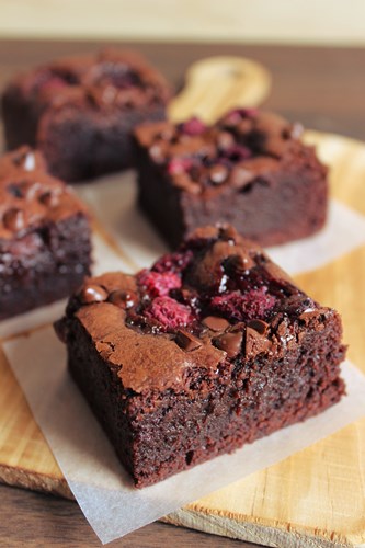 Chocolate Raspberry Brownies * ラズベリー・ブラウニー